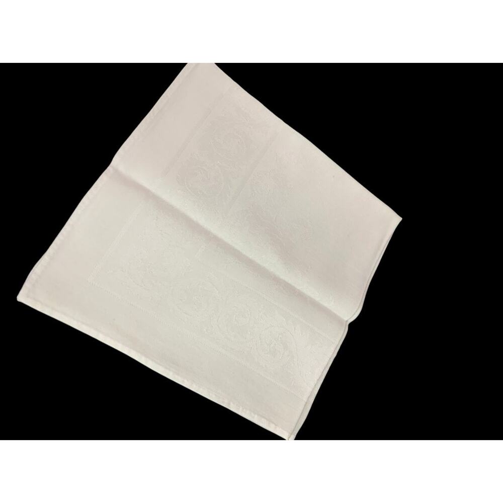 Set of 7 Cloth Napkins White Formal Table Linens Subtle Design 18.5" Square - Picture 5 of 8